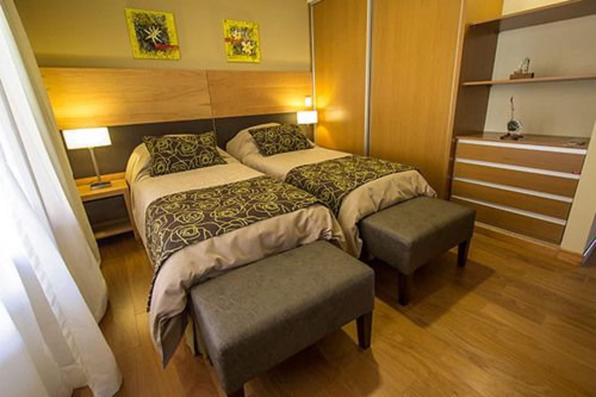 Los Robles Apart & Spa Сан-Карлос-де-Барилоче Экстерьер фото