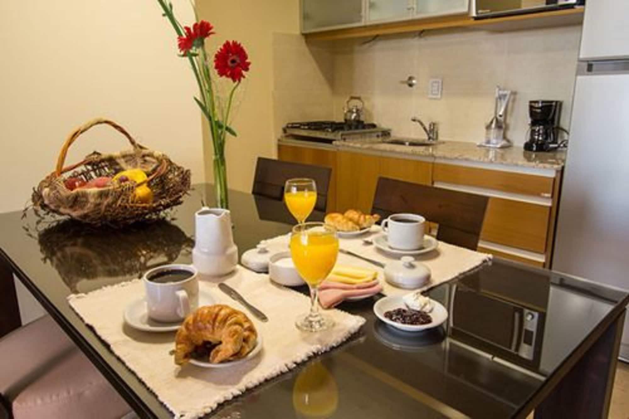 Los Robles Apart & Spa Сан-Карлос-де-Барилоче Экстерьер фото