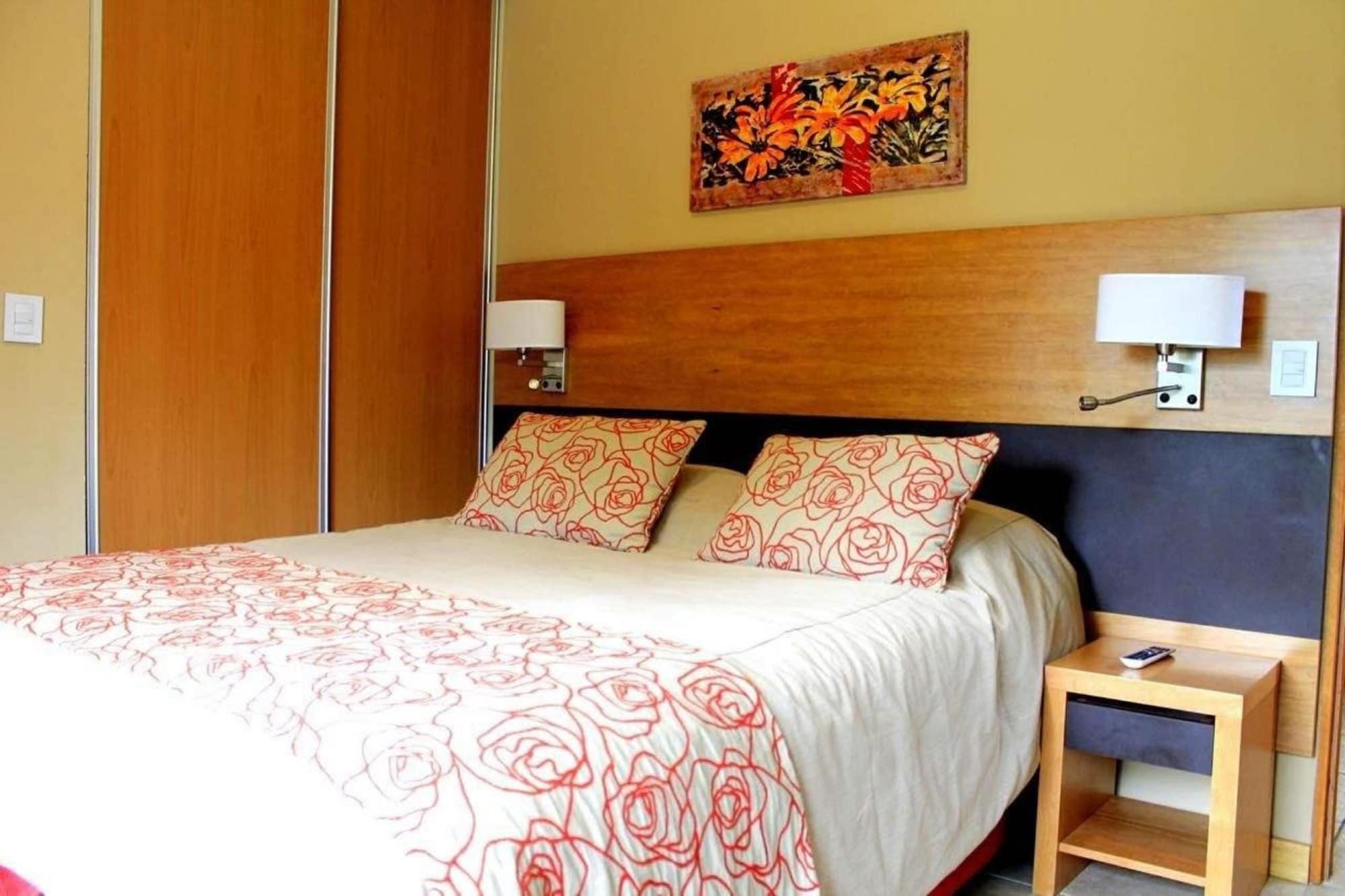 Los Robles Apart & Spa Сан-Карлос-де-Барилоче Экстерьер фото