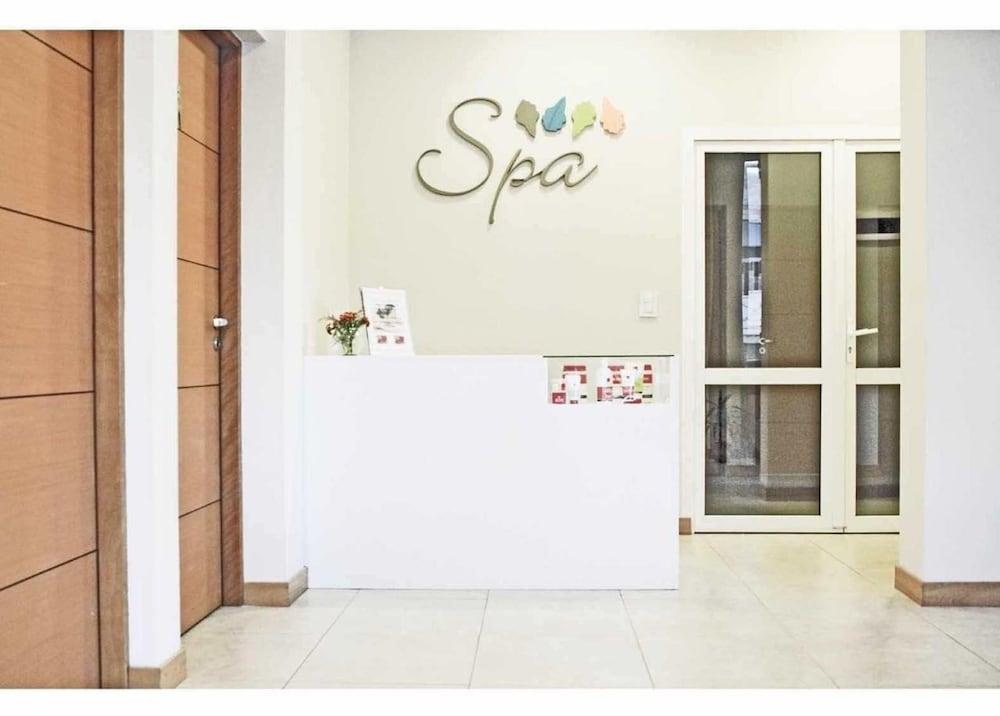Los Robles Apart & Spa Сан-Карлос-де-Барилоче Экстерьер фото