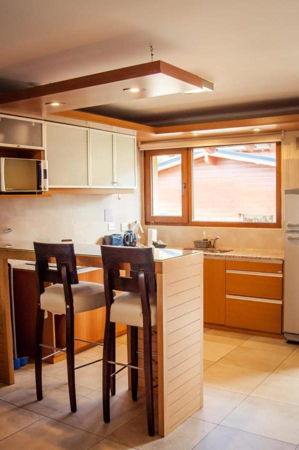 Los Robles Apart & Spa Сан-Карлос-де-Барилоче Экстерьер фото