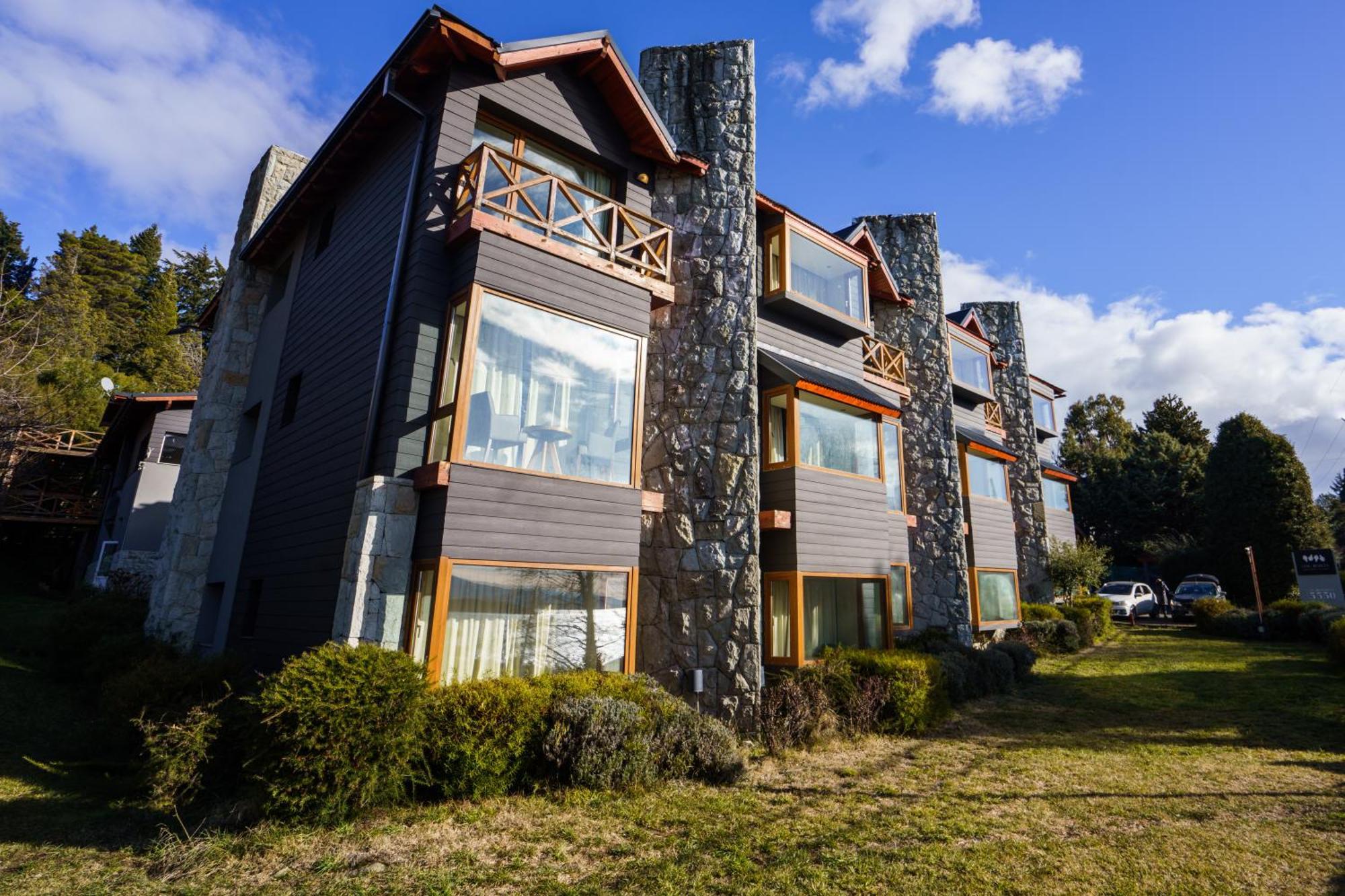 Los Robles Apart & Spa Сан-Карлос-де-Барилоче Экстерьер фото