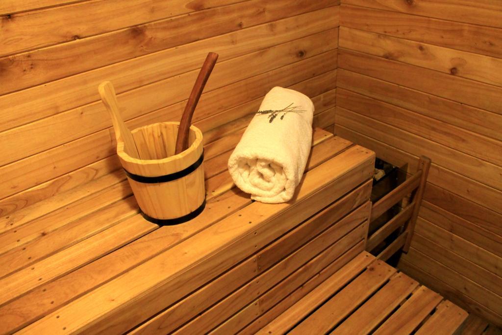 Los Robles Apart & Spa Сан-Карлос-де-Барилоче Экстерьер фото