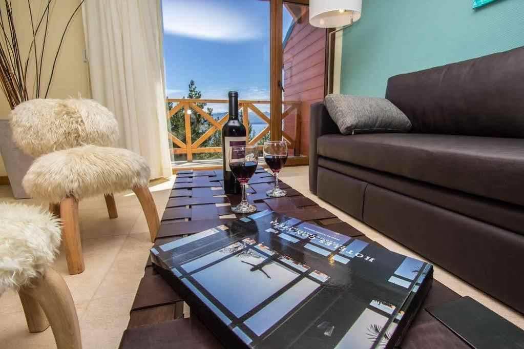 Los Robles Apart & Spa Сан-Карлос-де-Барилоче Экстерьер фото